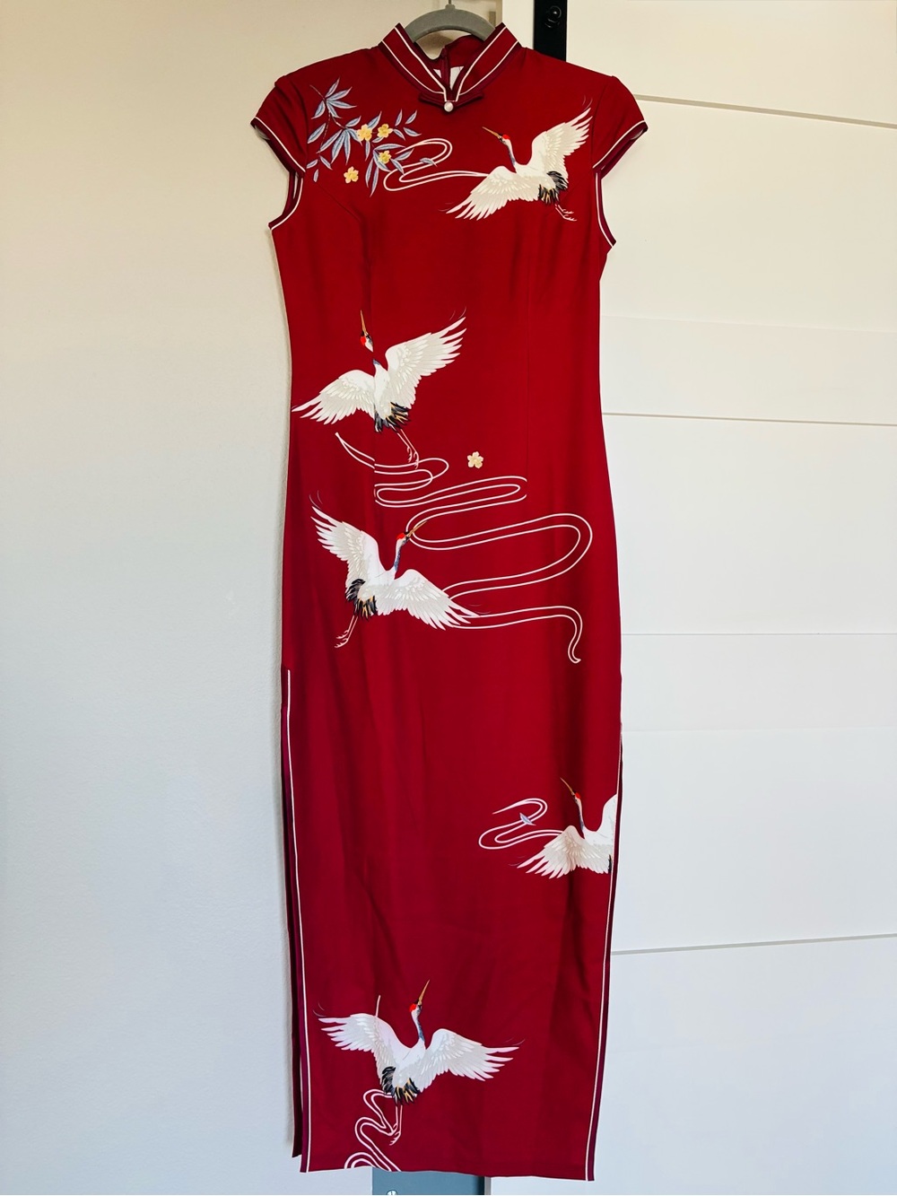 Size M Beautiful Burgundy Crane Print Qipao | Mandarin Collar